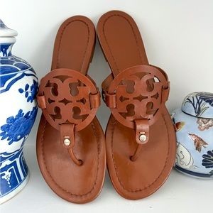 Tory Burch Millers Brown Tan Size 9.5 Sandals